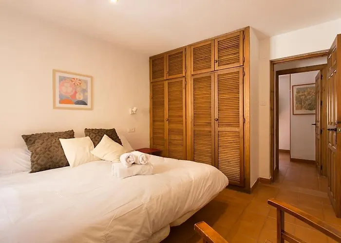 Miwa Studio Casa San Cristobal Granada, España
