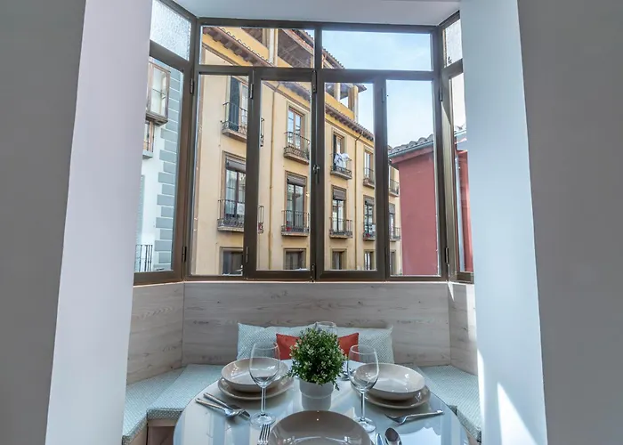 El Olivo HOME en Plaza Nueva Granada, España