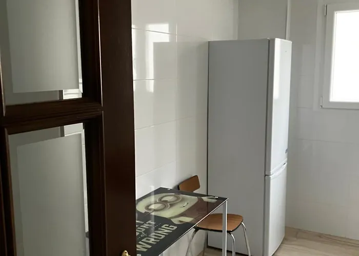 Apartamento En Camino De Ronda De Dos Habitaciones Y Salon Granada, España