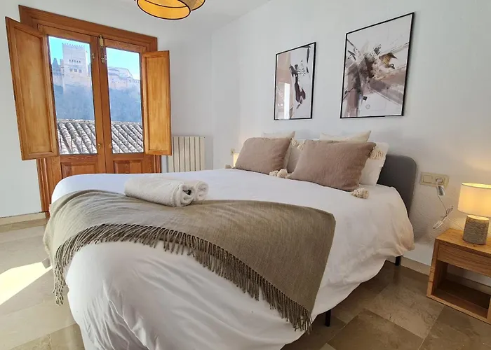 Zenit Mediterranean Suites By Florentia Homes Granada, España