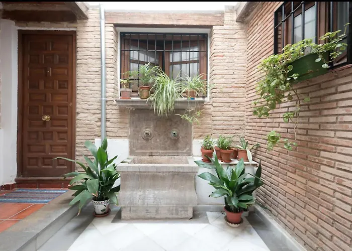 Apartamentos centro historico a los pies de la Alhambra Granada, España