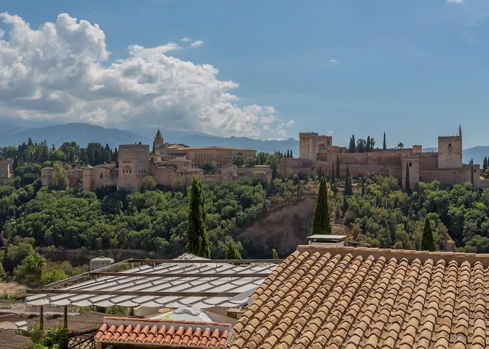 Oniria Agradable casa con patio junto Mirador de San Nicolás Granada, España
