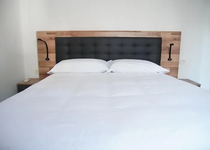 Apartamento Completo en el Casco histórico con vista a la Sierra Nevada Granada, España