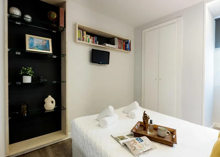 Inmyhome Puerta Real Granada, España