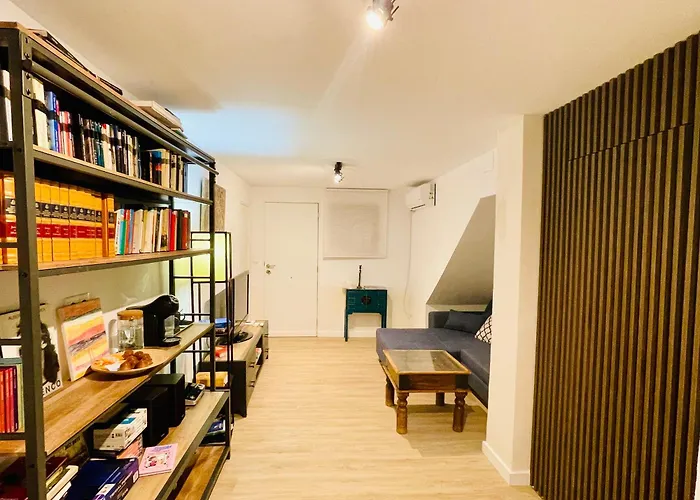 Apartamento Y Habitacion Doble Independiente A 10 Minutos De Centro De Granada, España