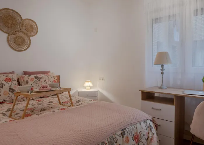 Mrs Apartamento Cerca Centro Granada Con Parking, España