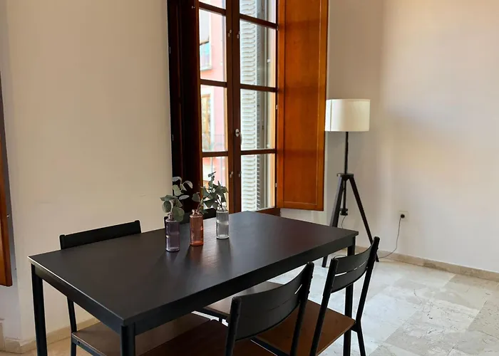 Apartamento insonorizado con vistas a plaza Bib Rambla Granada, España