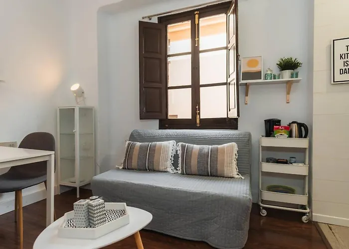 Casa De Tendillas En Granada, España