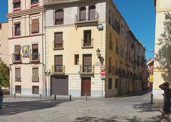 Home4U Santo Domingo Granada, España
