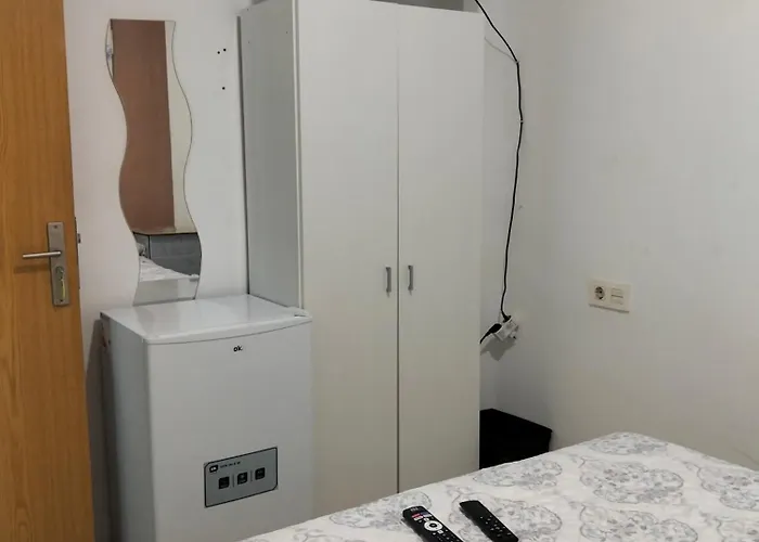 Alojamiento de habitaciones Zaidín Granada, España