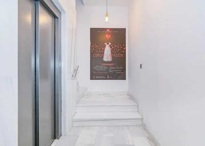 Apartamentos Domus Con Parking Gratuito Granada, Spania